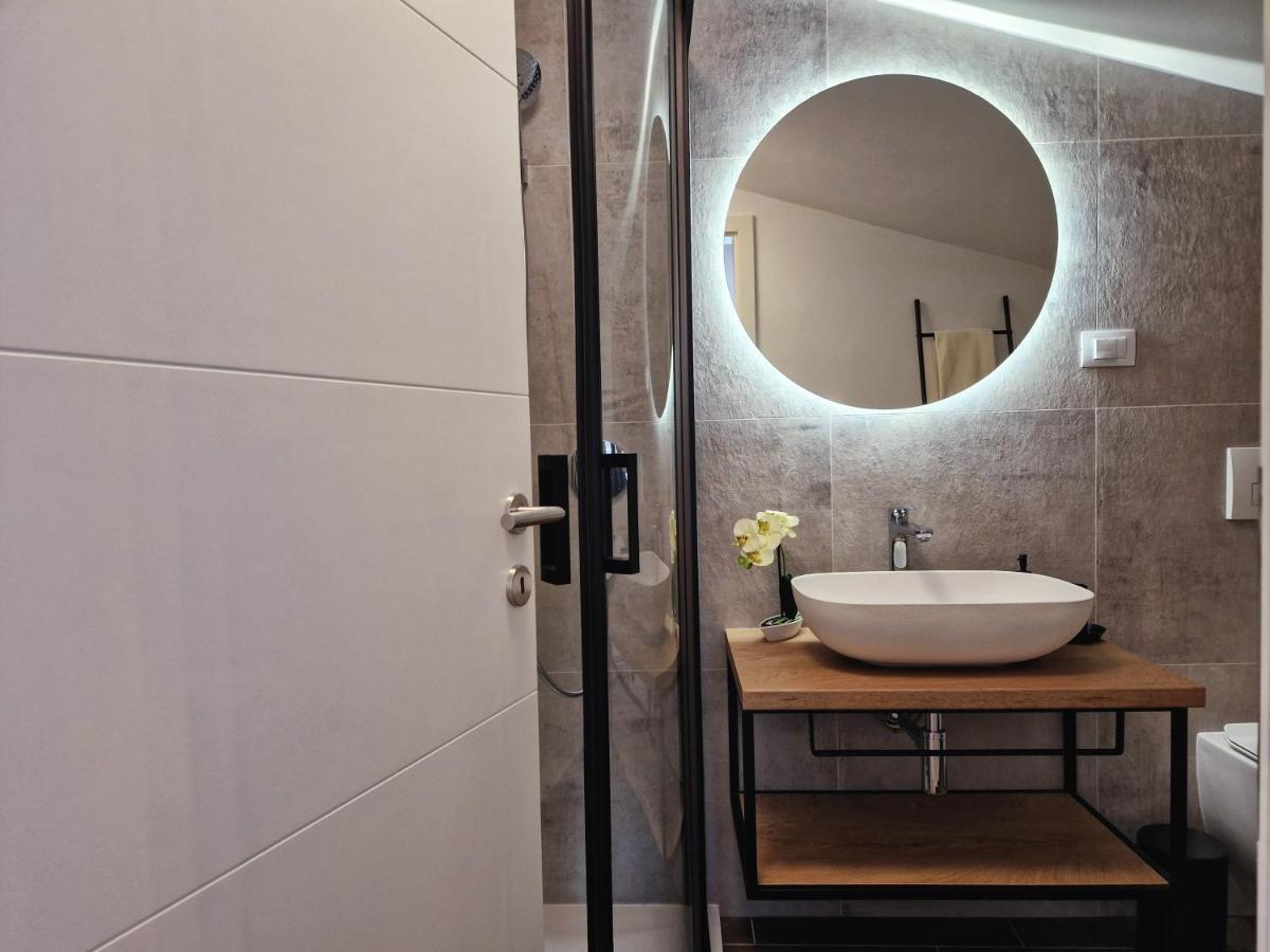 Olivea Luxury Suites Fažana Exterior foto