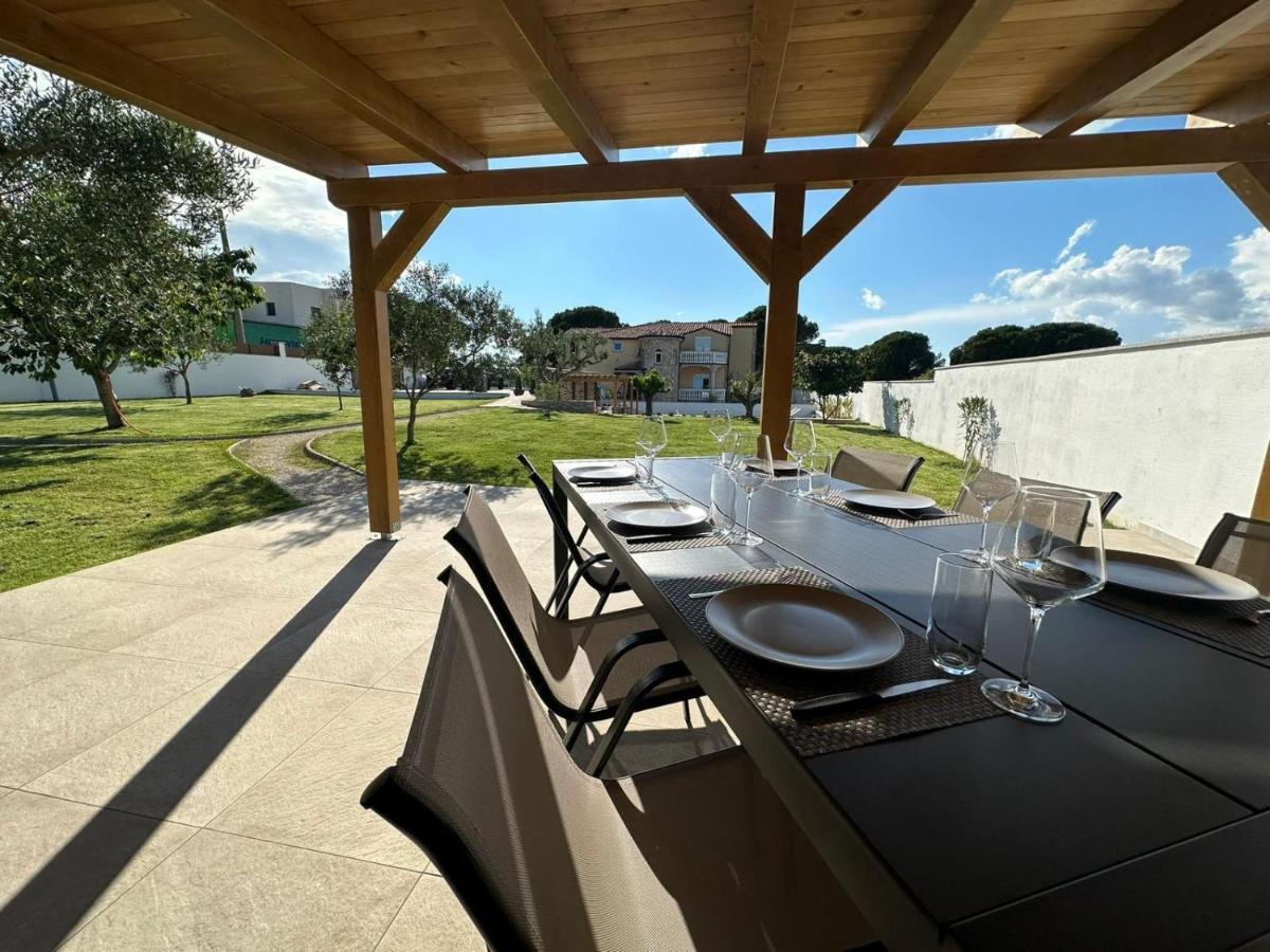 Olivea Luxury Suites Fažana Exterior foto